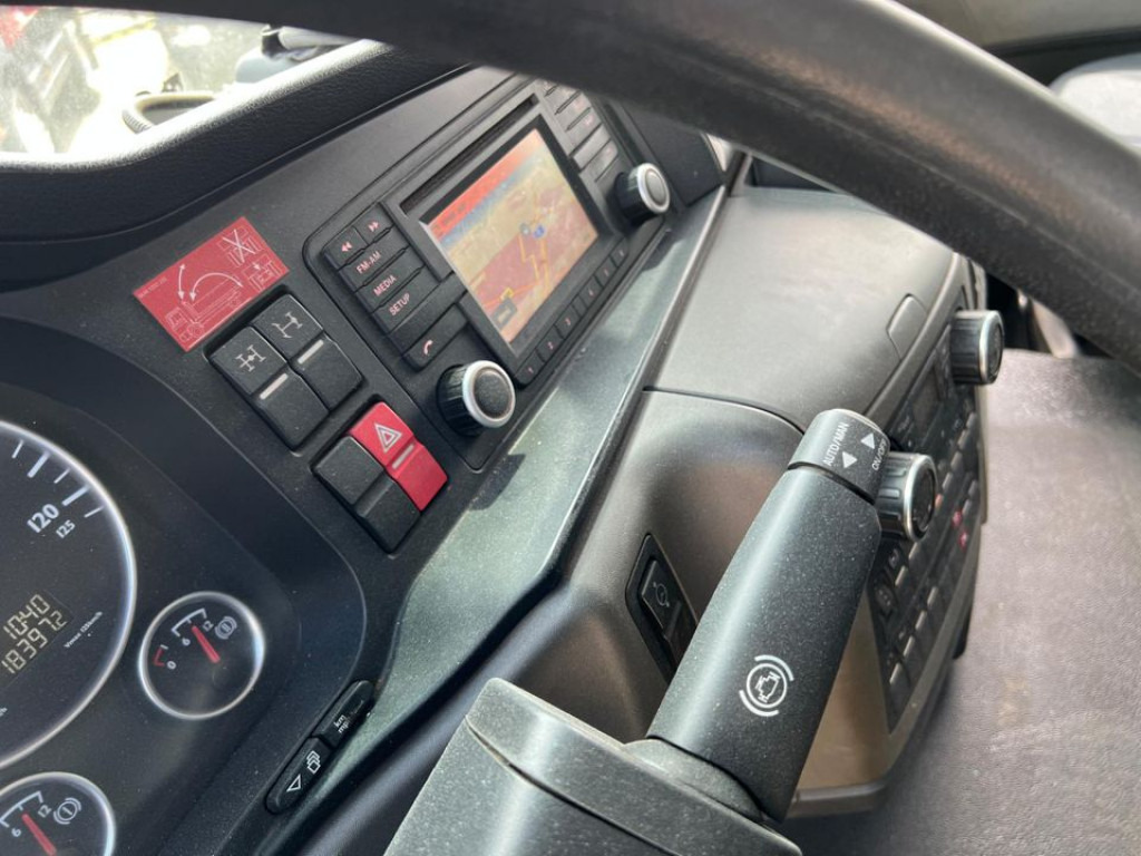 MAN TG-S 35.480 8x4 BL Abrollkipper mit Kran Penz-15L9.80+Meiller RK 30.60L Lenk-Lift Achse - Крюковой мультилифт, Автоманипулятор: фото 5 MAN TG-S 35.480 8x4 BL Abrollkipper mit Kran Penz-15L9.80+Meiller RK 30.60L Lenk-Lift Achse - Крюковой мультилифт, Автоманипулятор: фото 5