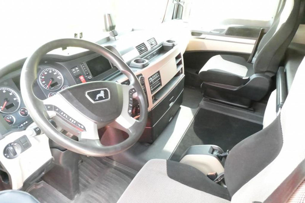 MAN TG-X 24.500 6x2-4 LL-U Pritsche Maschinentransporter - Грузовик бортовой/ Платформа: фото 2 MAN TG-X 24.500 6x2-4 LL-U Pritsche Maschinentransporter - Грузовик бортовой/ Платформа: фото 2