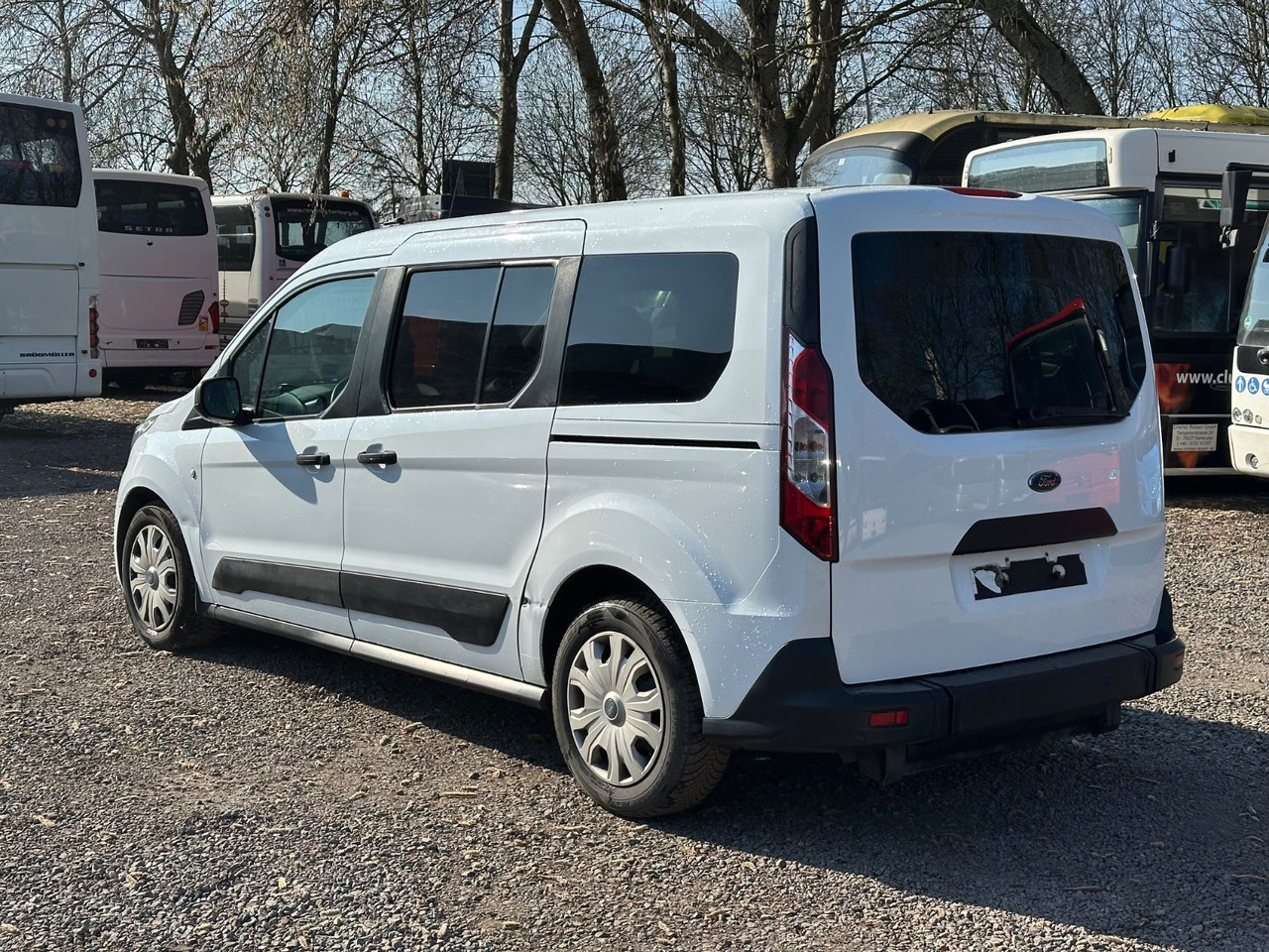 Пассажирский фургон Ford Grand Tourneo 1.5 EcoBlue 74kW Auto Trend: фото 7 Пассажирский фургон Ford Grand Tourneo 1.5 EcoBlue 74kW Auto Trend: фото 7