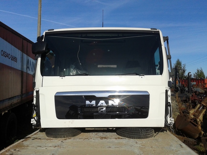 MAN TGL 8.180 10.250 12.240 12.250 12.280 - Кабина: фото 1 MAN TGL 8.180 10.250 12.240 12.250 12.280 - Кабина: фото 1