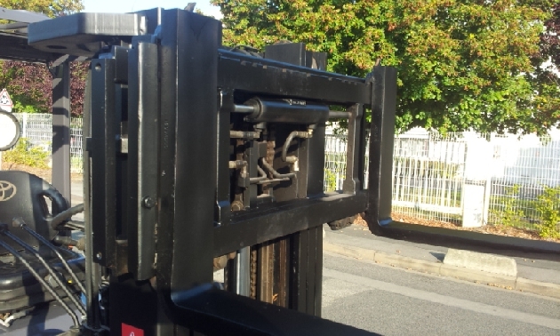 Toyota 7FGF20 - Газовый погрузчик: фото 3 Toyota 7FGF20 - Газовый погрузчик: фото 3